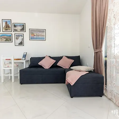 Sore Apartment *